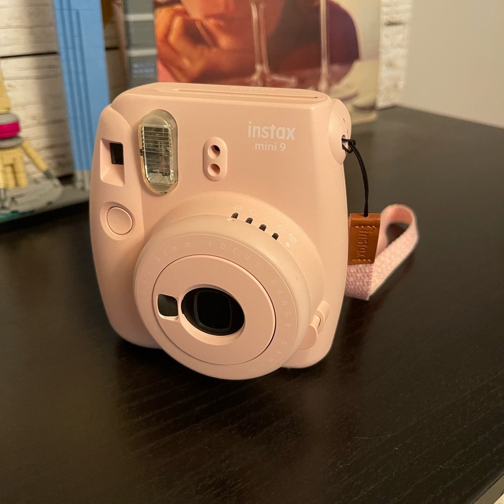 Instax Mini 9 Polaroid Camera